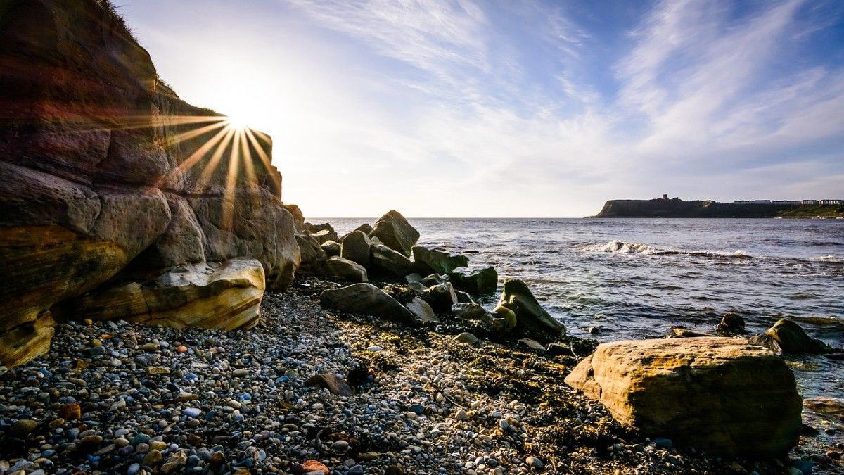 Scarborough Beach rocks and cliffs