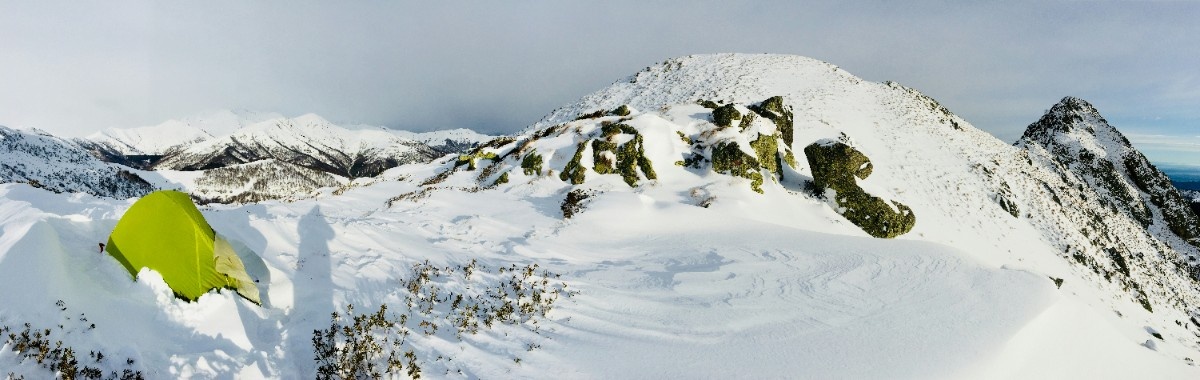 Camping in the snow 