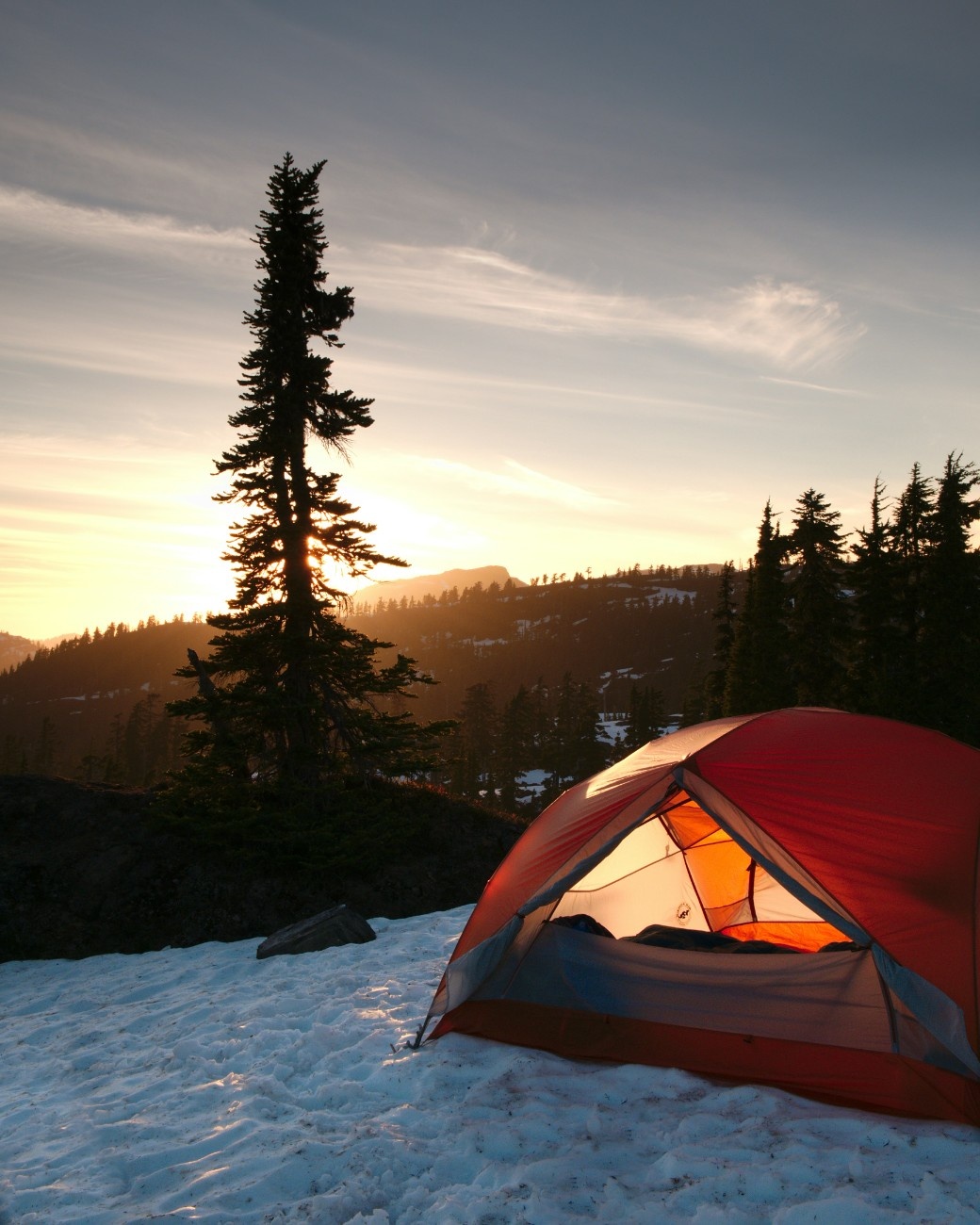 A tent in the snow