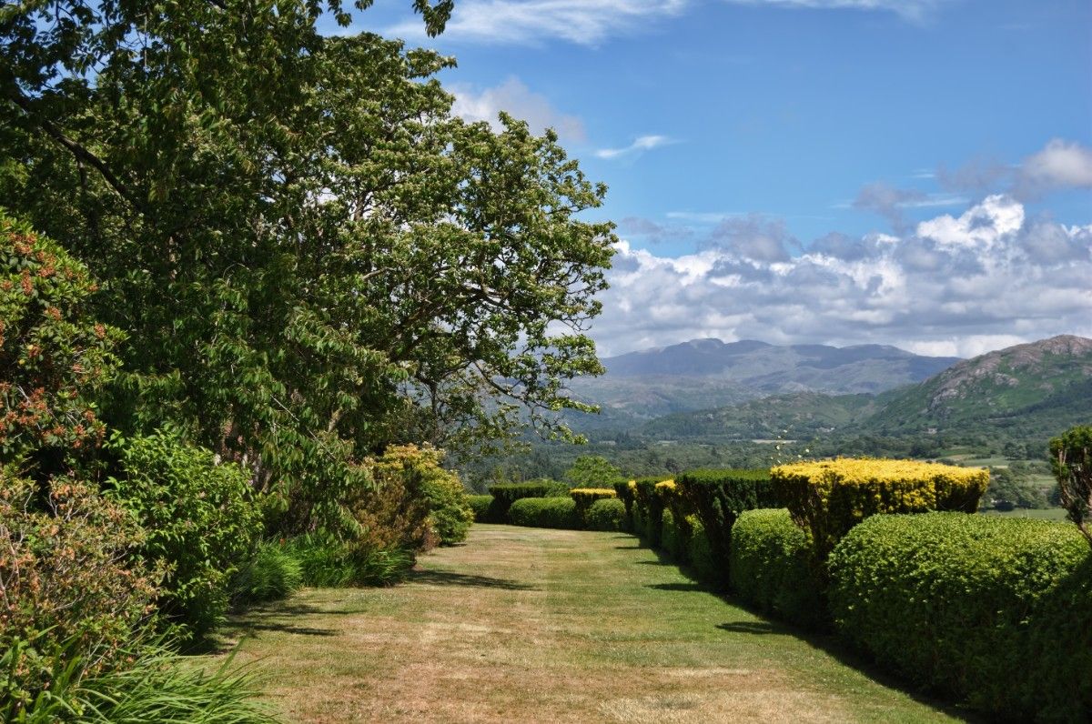 Muncaster Castle gardens 