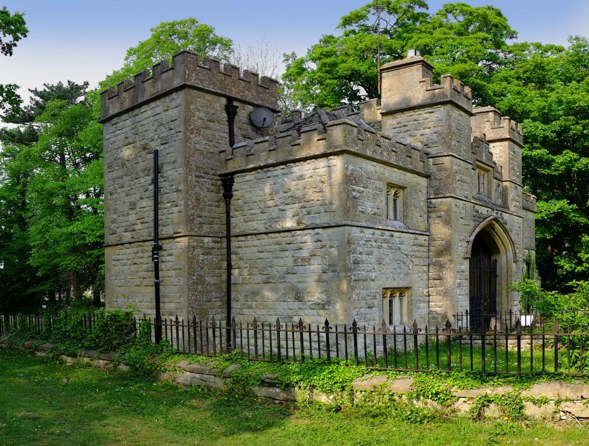 Sudeley Castle gate