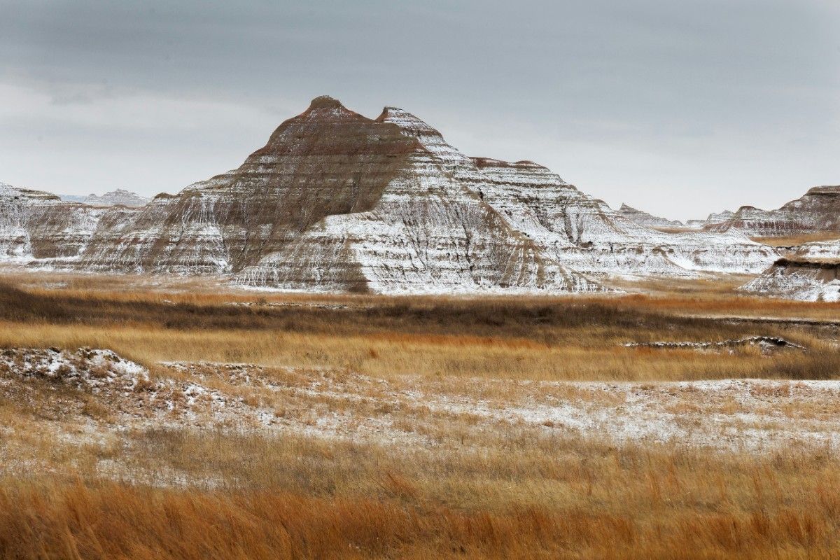 Snow upon the mountains of Badlands National Park 