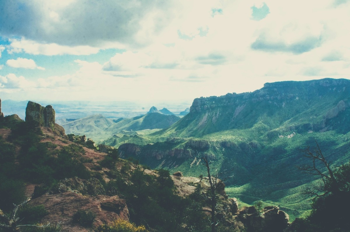 The vast landscape of Big Bend National Park 