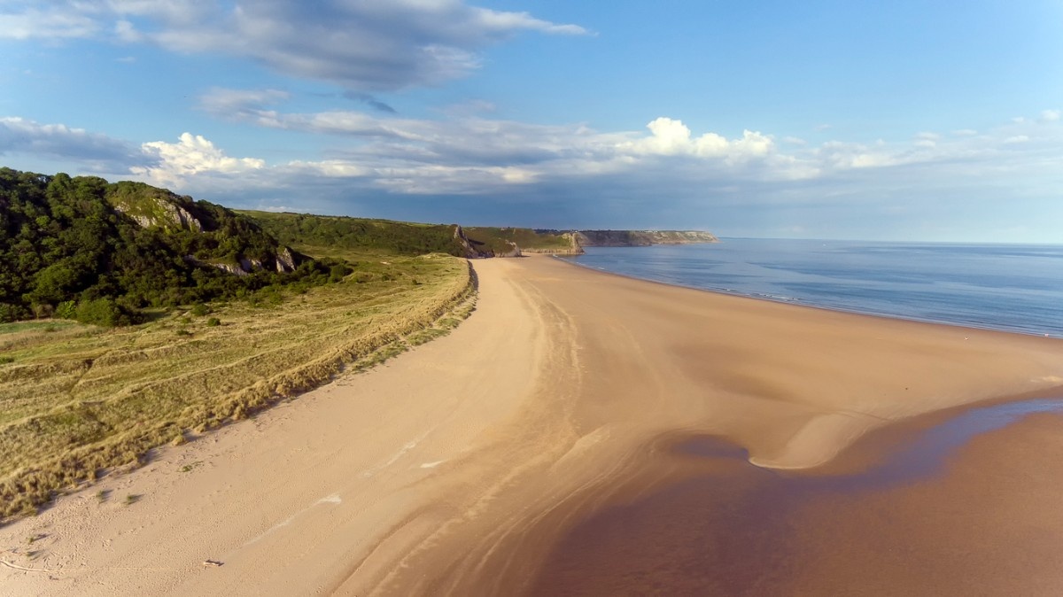 The sweeping sands of Oxwich beach