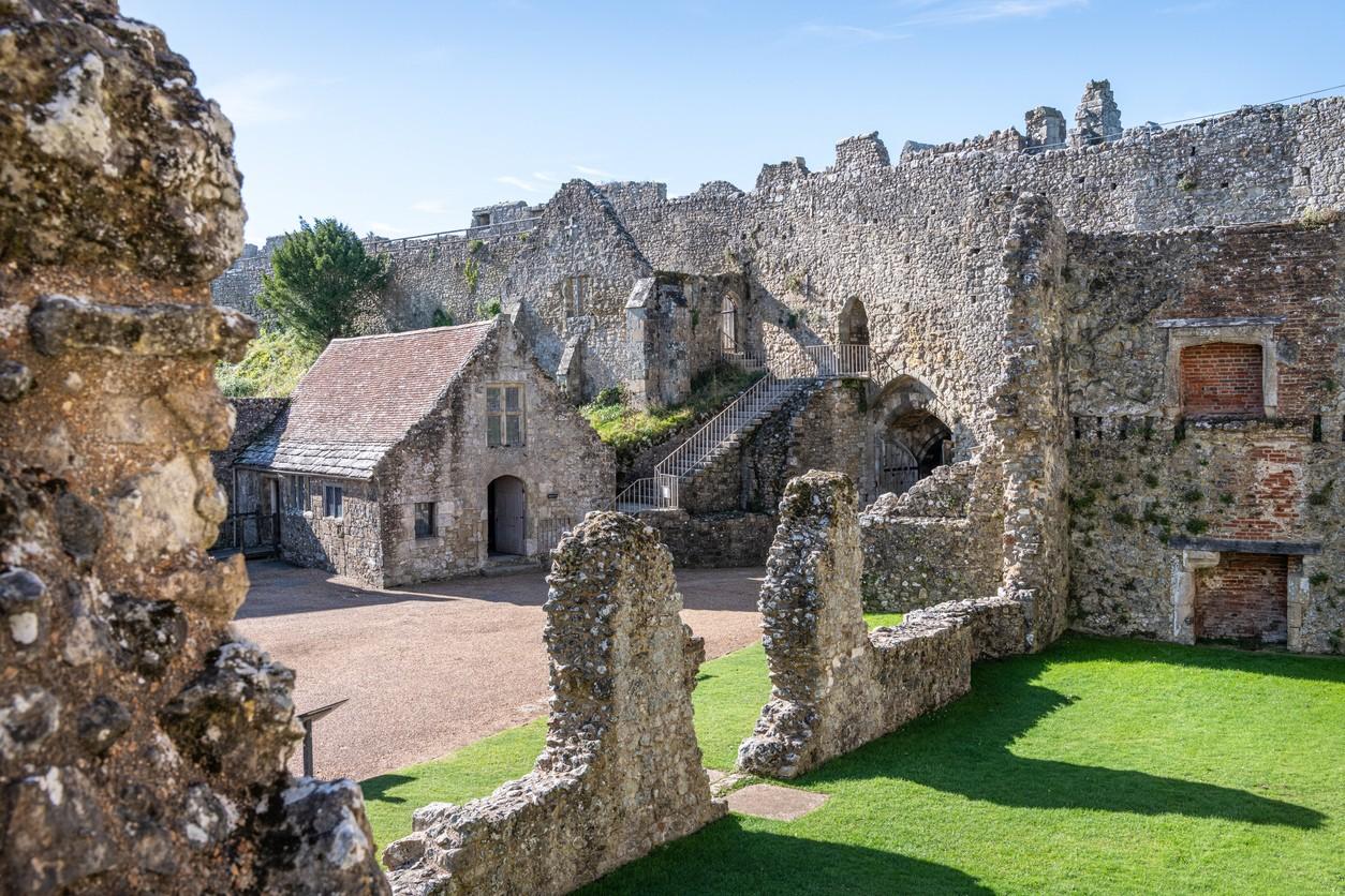 Carisbrooke Castle