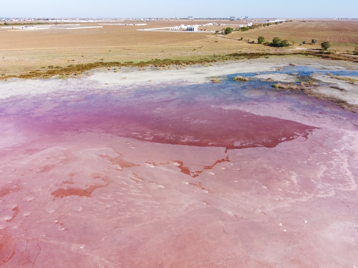 Lake Hillier 