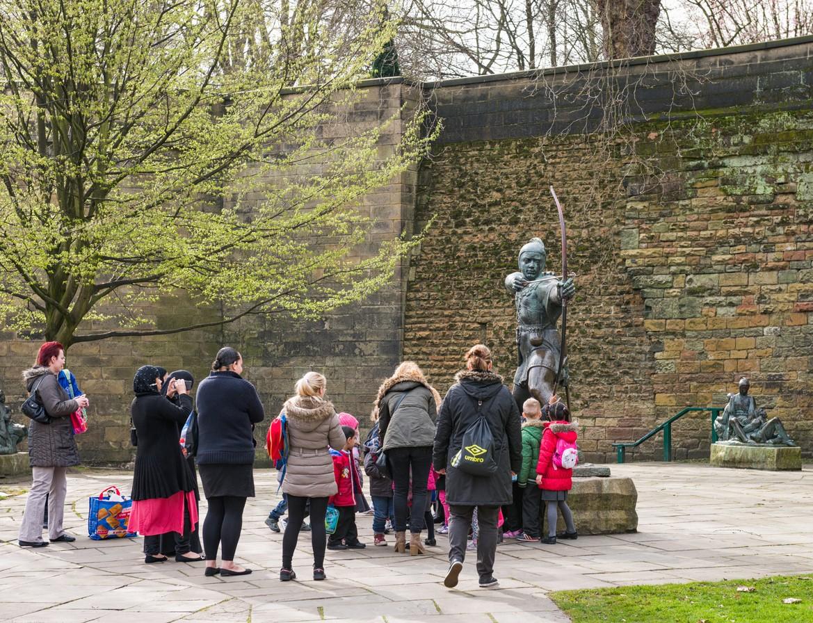 Robin Hood Statue