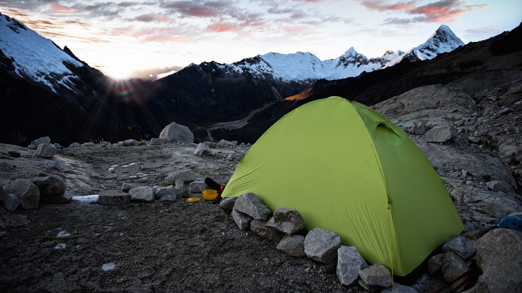 tent in the moutains